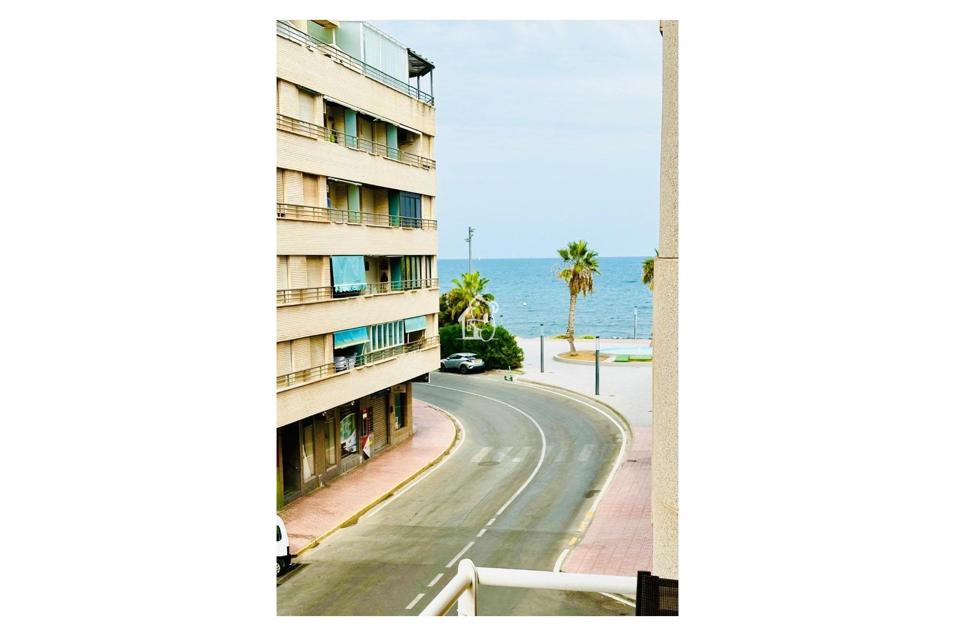 Resale - Apartment / flat - Torrevieja - Playa del Cura