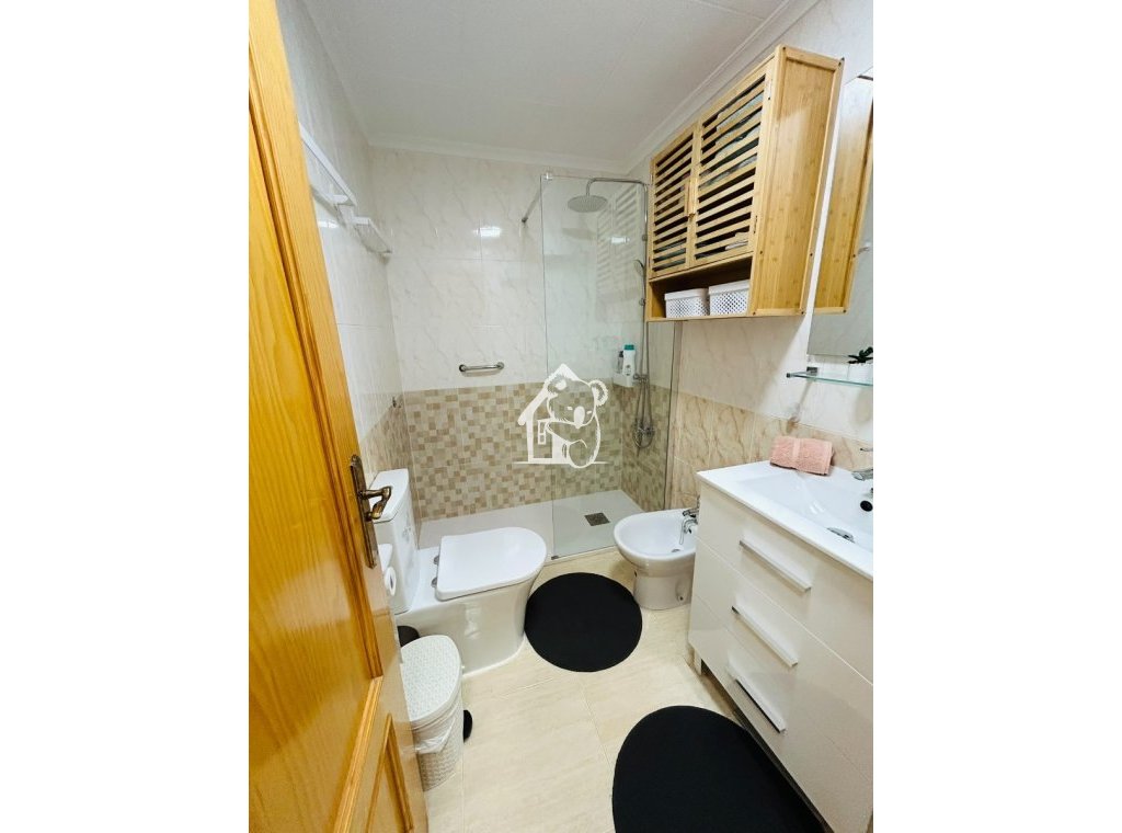 Resale - Apartment / flat - Torrevieja - Playa del Cura