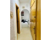 Resale - Apartment / flat - Torrevieja - Playa del Cura