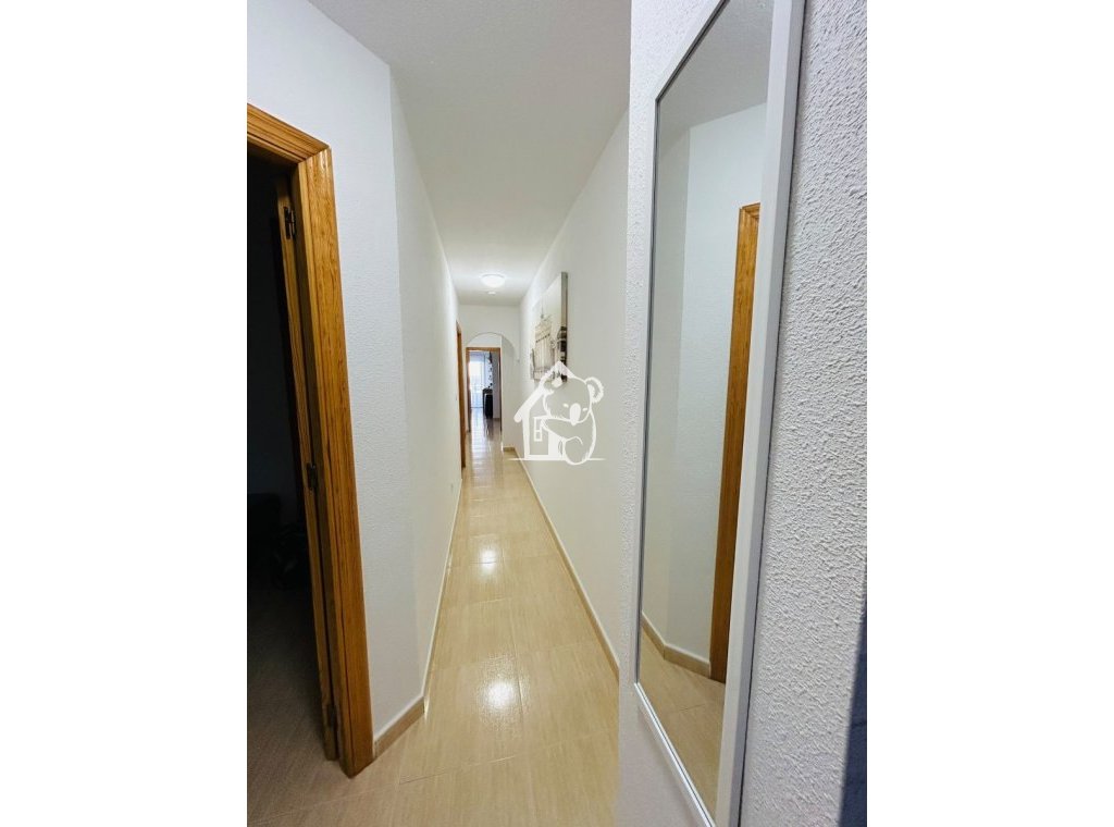 Resale - Apartment / flat - Torrevieja - Playa del Cura
