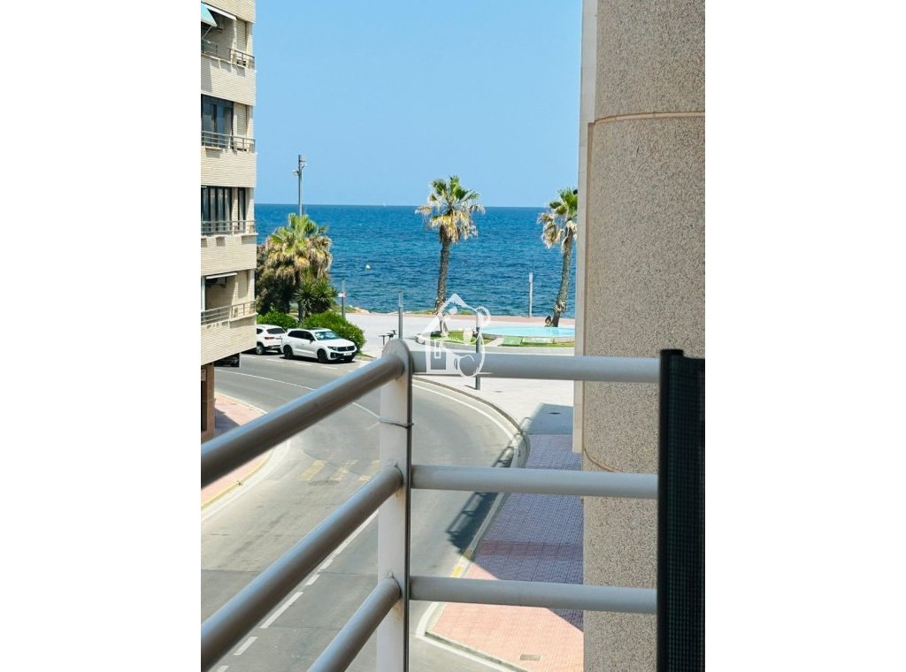 Resale - Apartment / flat - Torrevieja - Playa del Cura