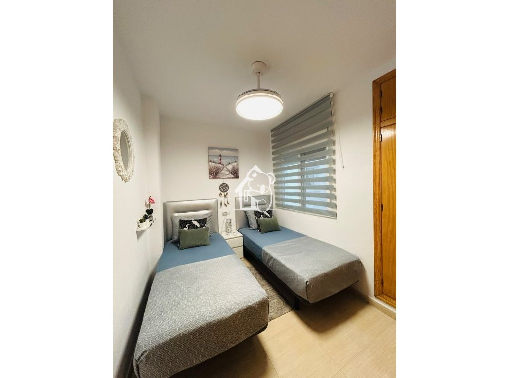 Resale - Apartment / flat - Torrevieja - Playa del Cura