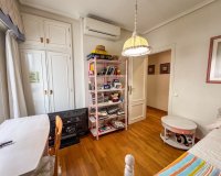 Resale - Apartment / flat - Torrevieja - Torrevieja Centro