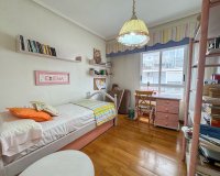 Resale - Apartment / flat - Torrevieja - Torrevieja Centro
