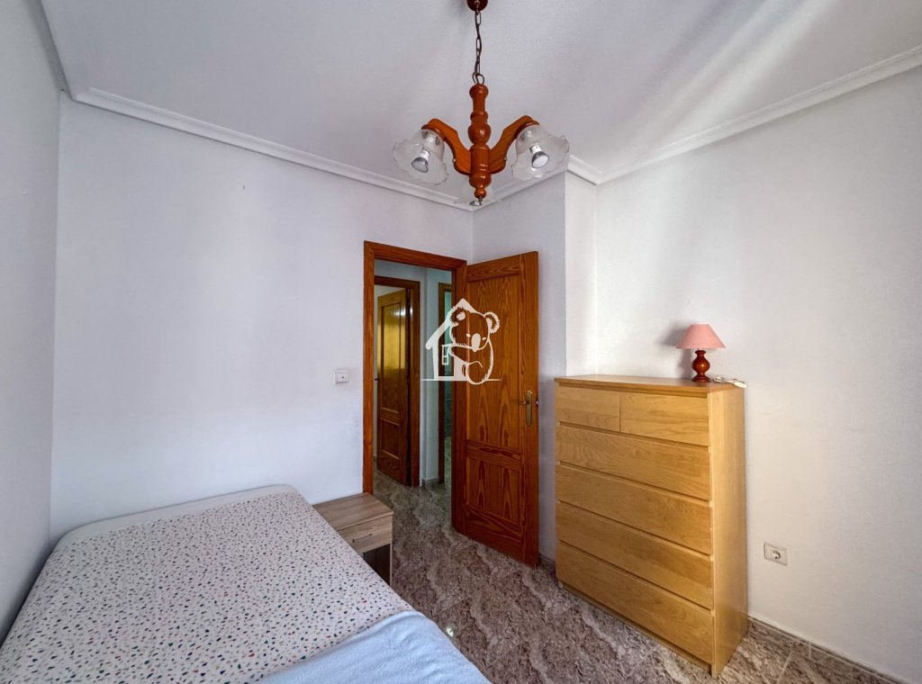 Resale - Apartment / flat - Torrevieja - Torrevieja Centro