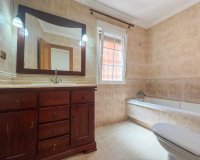 Resale - Town Houses - Arneva