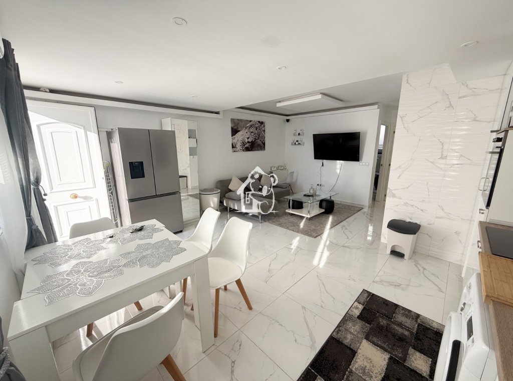 Resale - Townhouse - Torrevieja - La Siesta - El Salado -  Torreta