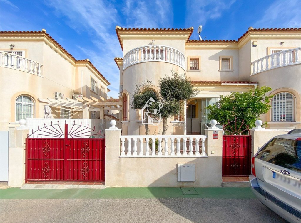 Resale - Townhouse - Torrevieja - Nueva Torrevieja - Aguas Nuevas