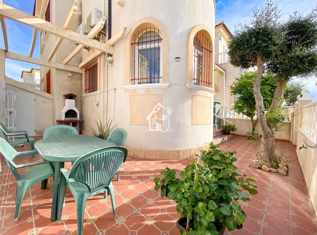 Resale - Townhouse - Torrevieja - Nueva Torrevieja - Aguas Nuevas