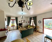 Resale - Villa - Daya Nueva