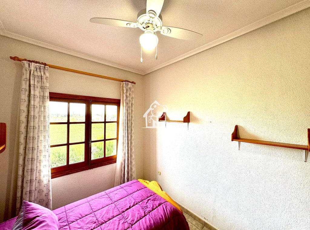 Resale - Villa - Daya Nueva