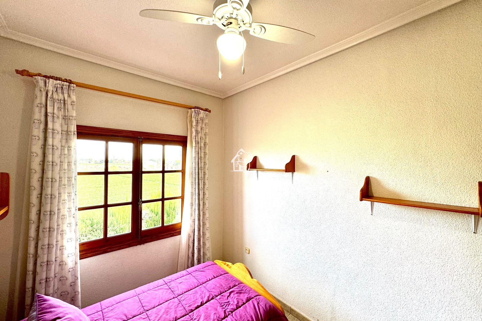 Resale - Villa - Daya Nueva