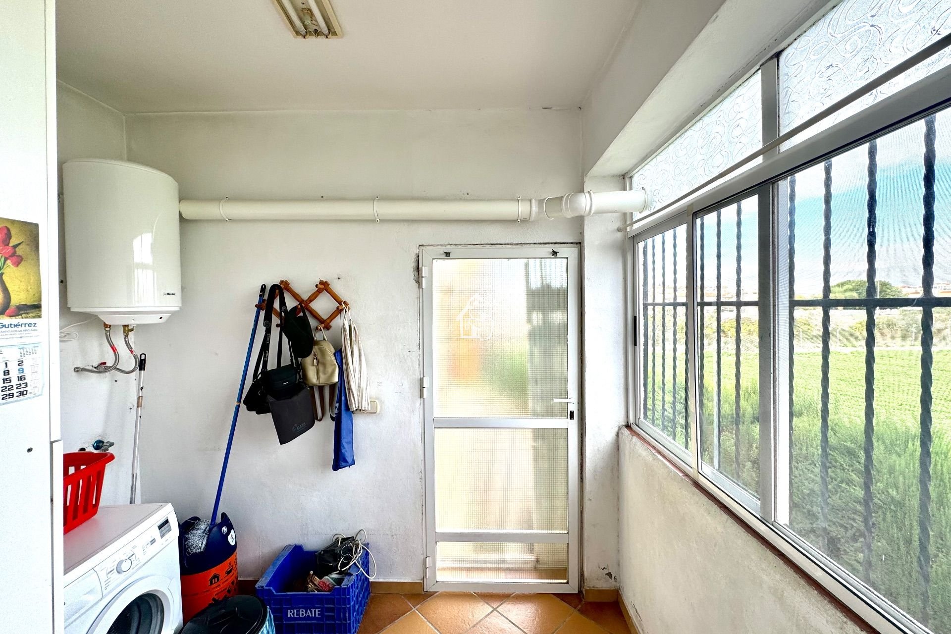 Resale - Villa - Daya Nueva