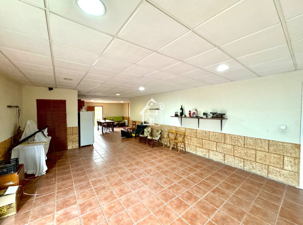 Resale - Villa - Daya Nueva