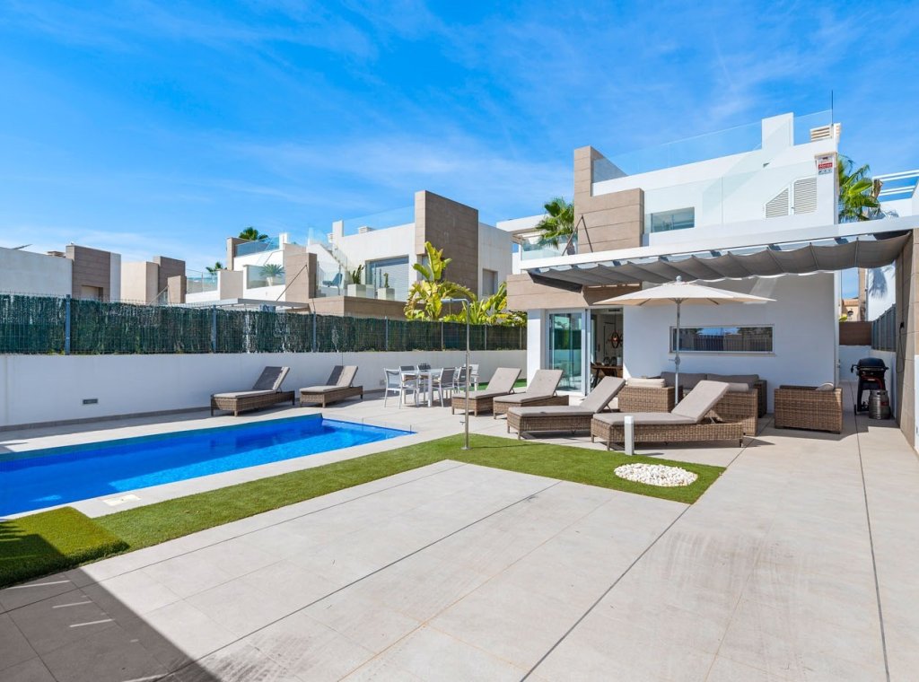 Resale - Villa - Guardamar del Segura - Guardamar Playa