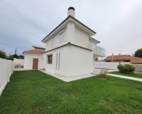 Resale - Villa - Orihuela Costa - Cabo roig - La Zenia