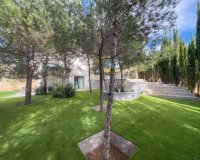 Resale - Villa - Orihuela Costa - Campos de Golf