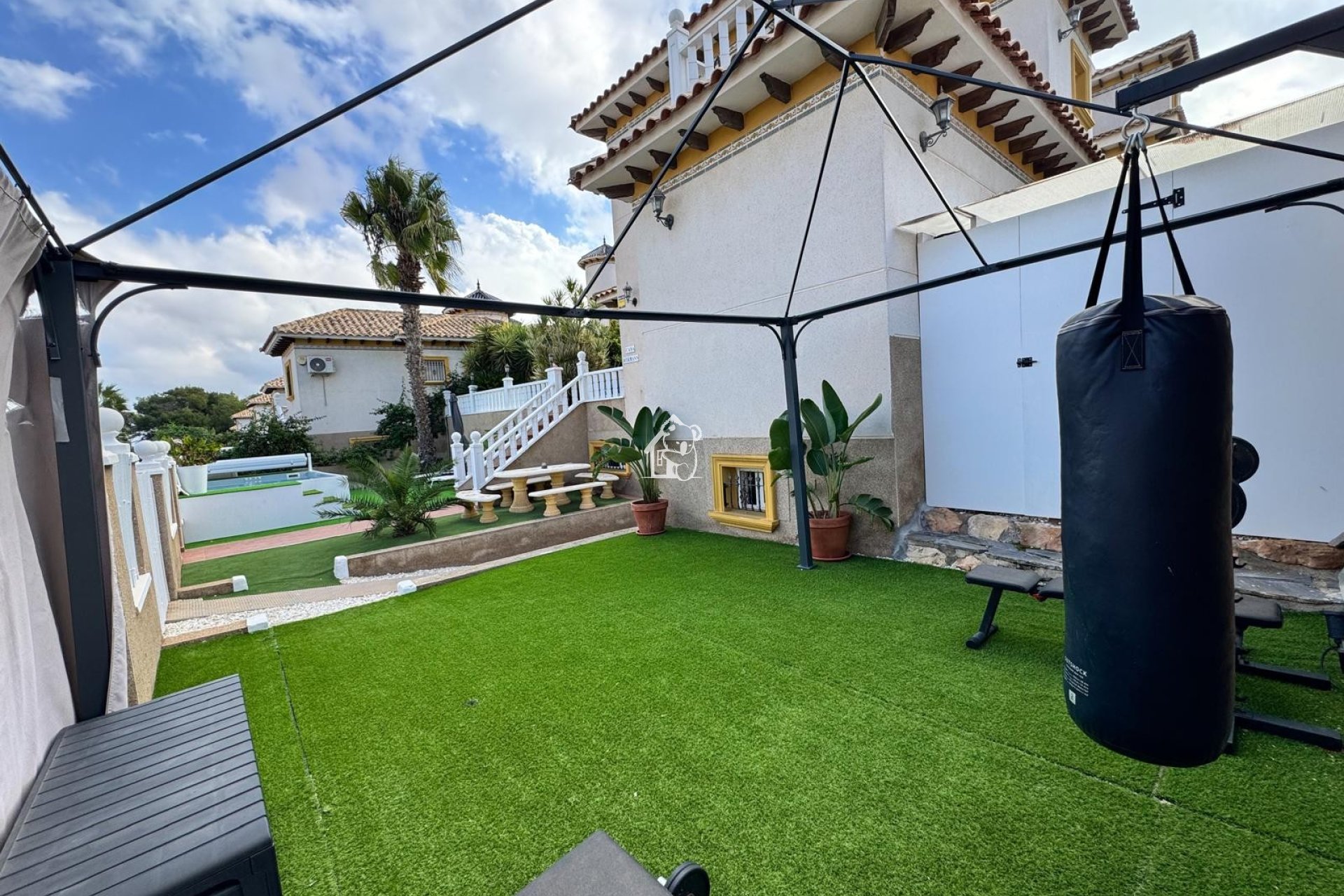 Resale - Villa - Orihuela Costa - Villamartín