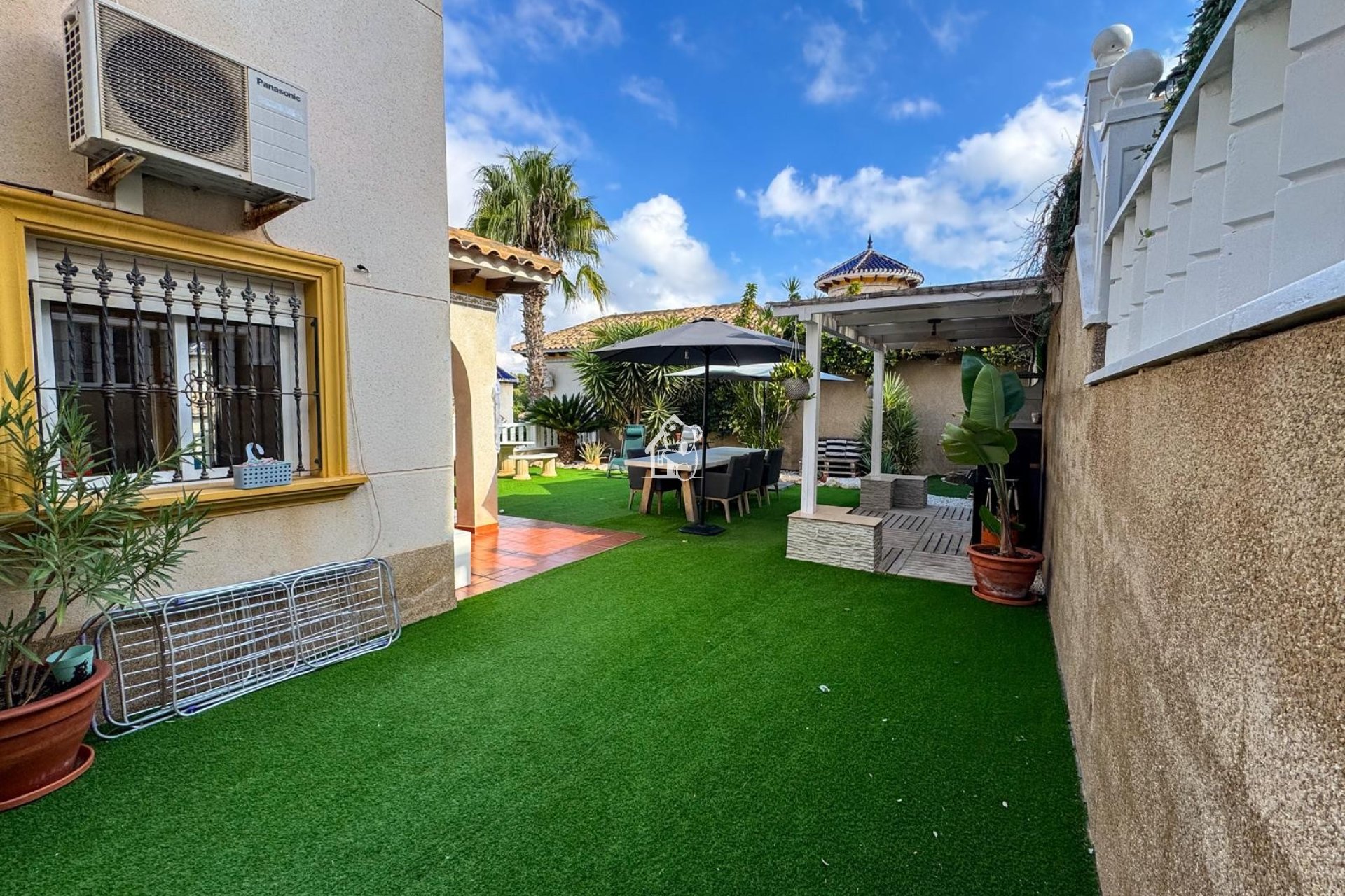Resale - Villa - Orihuela Costa - Villamartín
