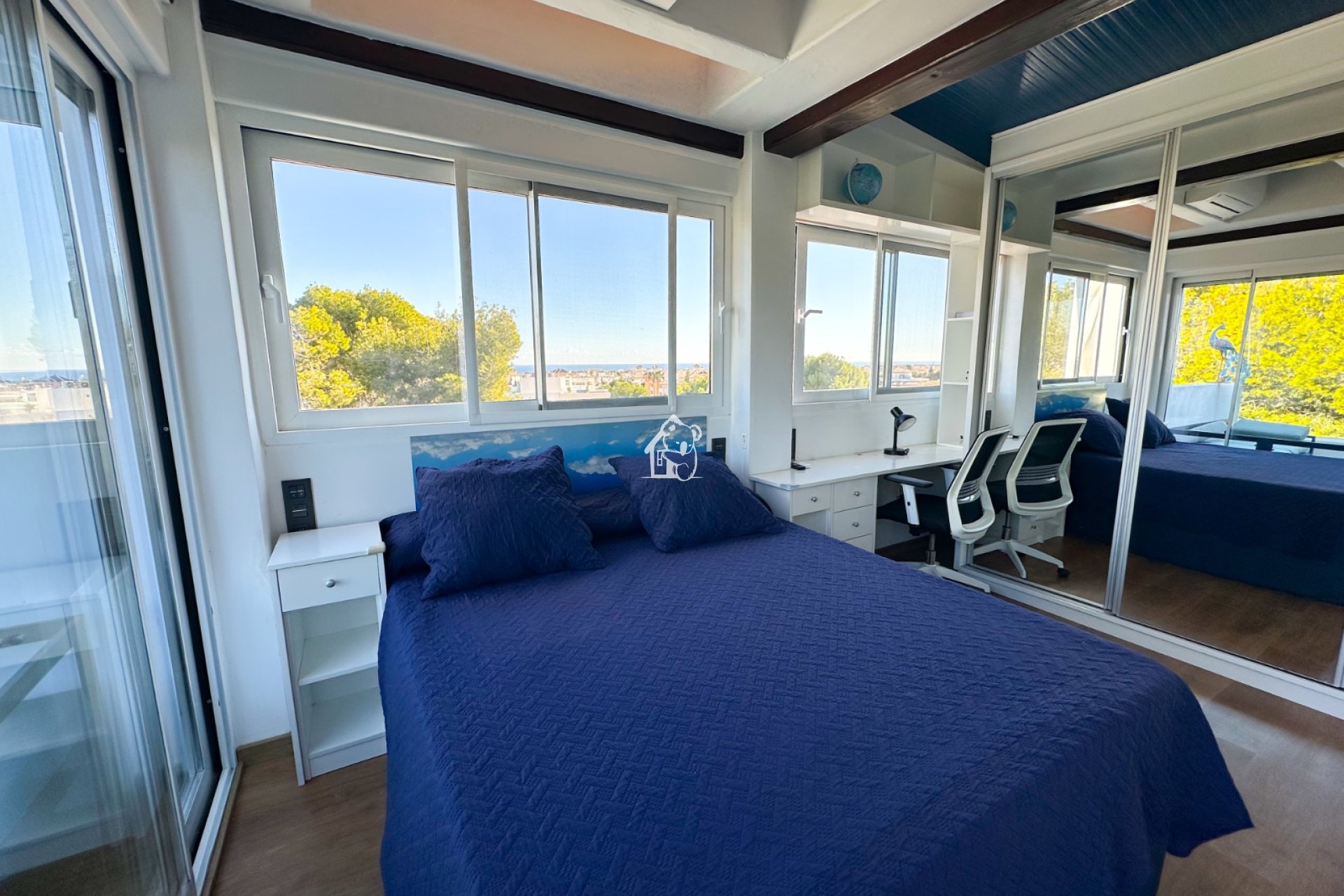 Resale - Villa - Orihuela Costa