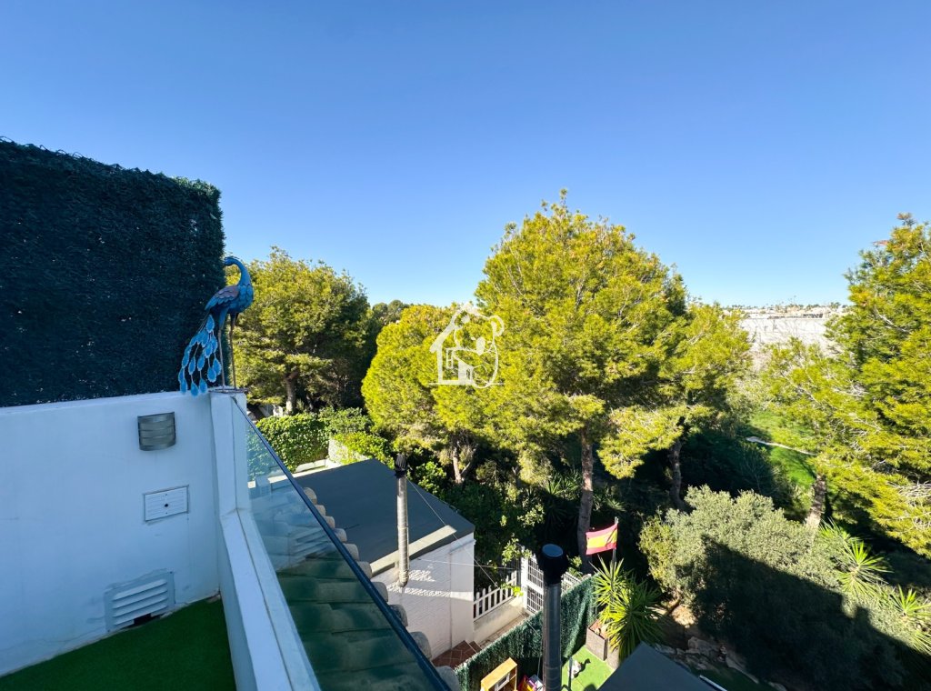 Resale - Villa - Orihuela Costa