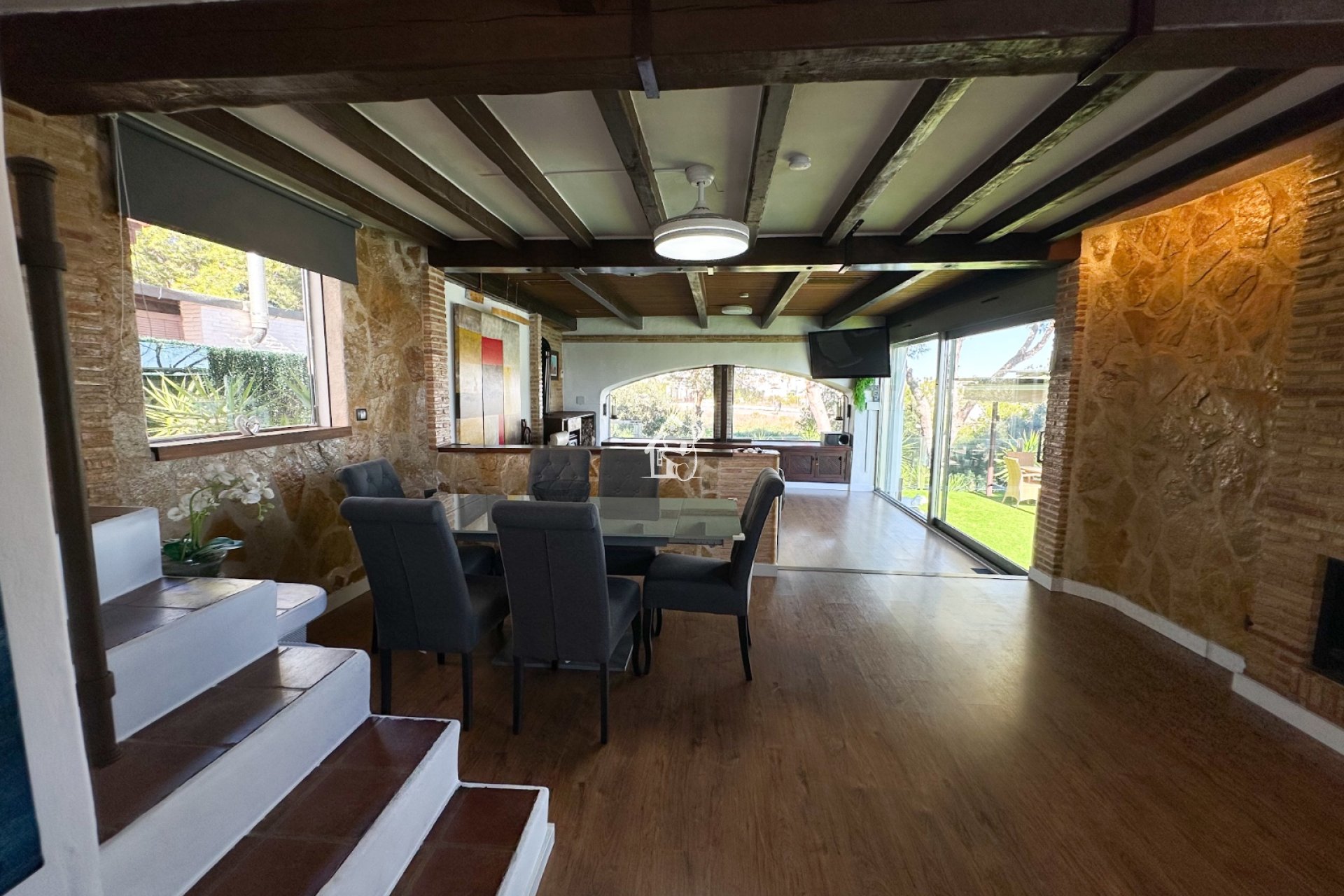 Resale - Villa - Orihuela Costa