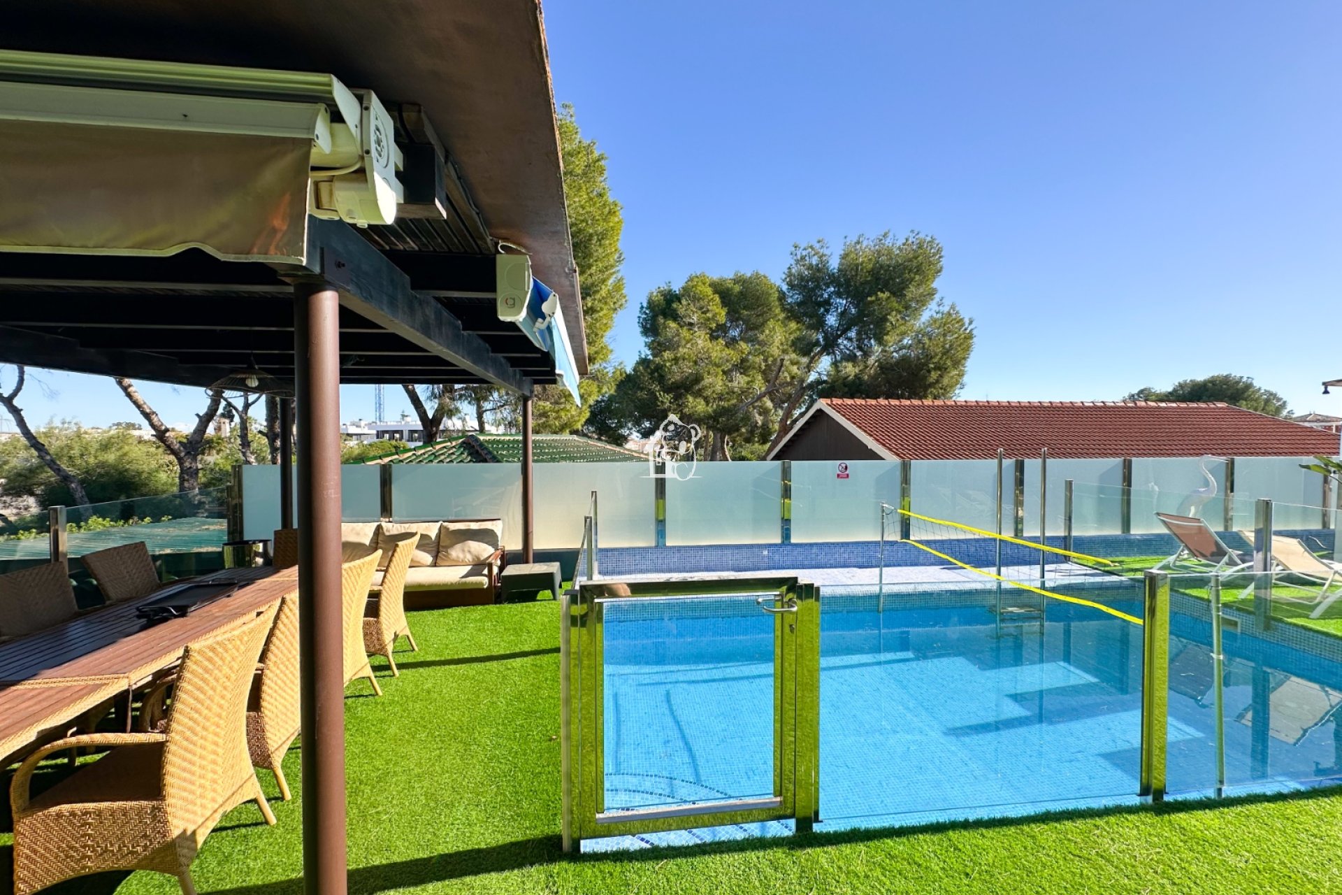 Resale - Villa - Orihuela Costa