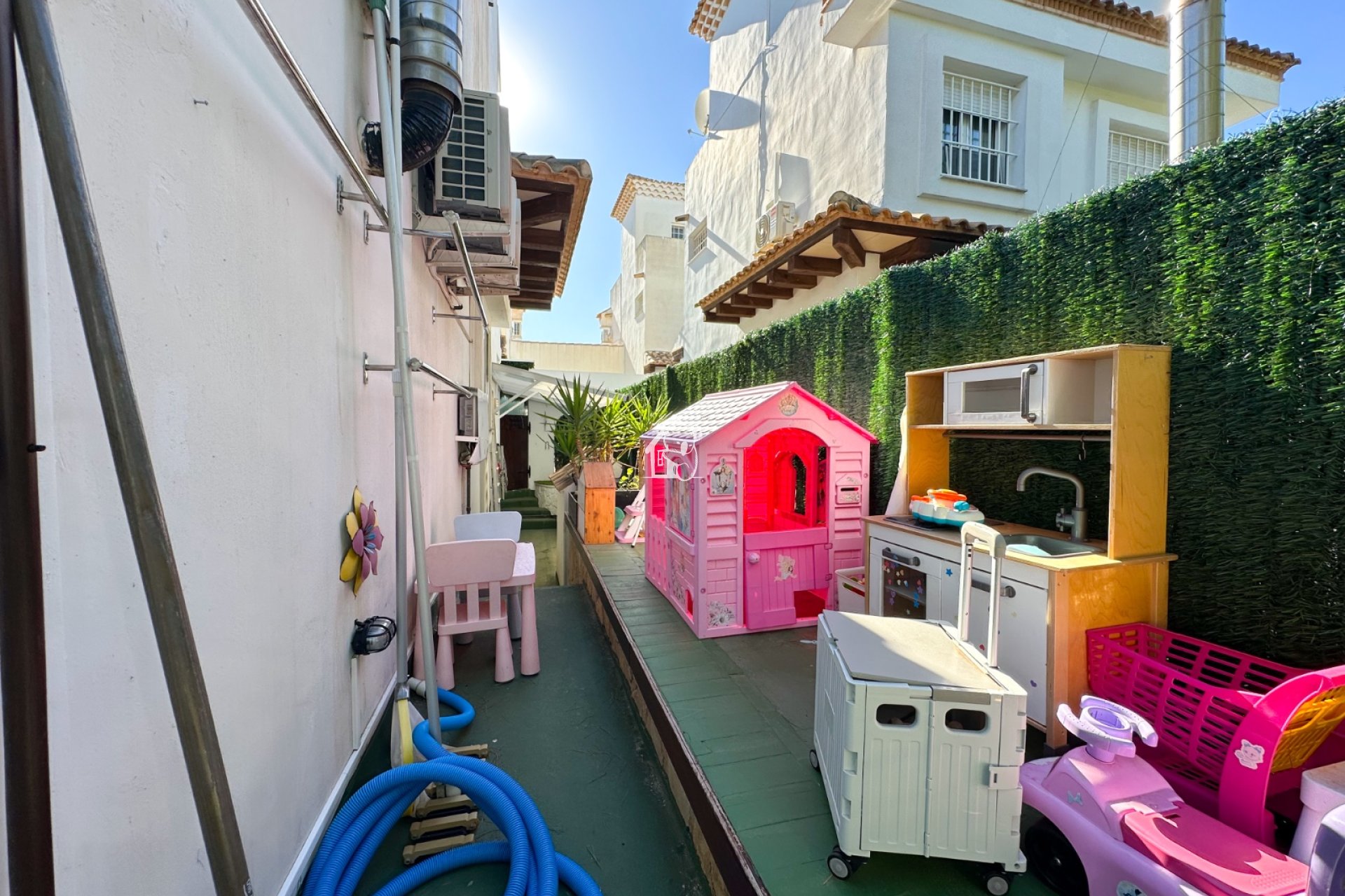 Resale - Villa - Orihuela Costa