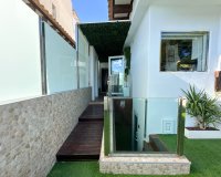 Resale - Villa - Orihuela Costa