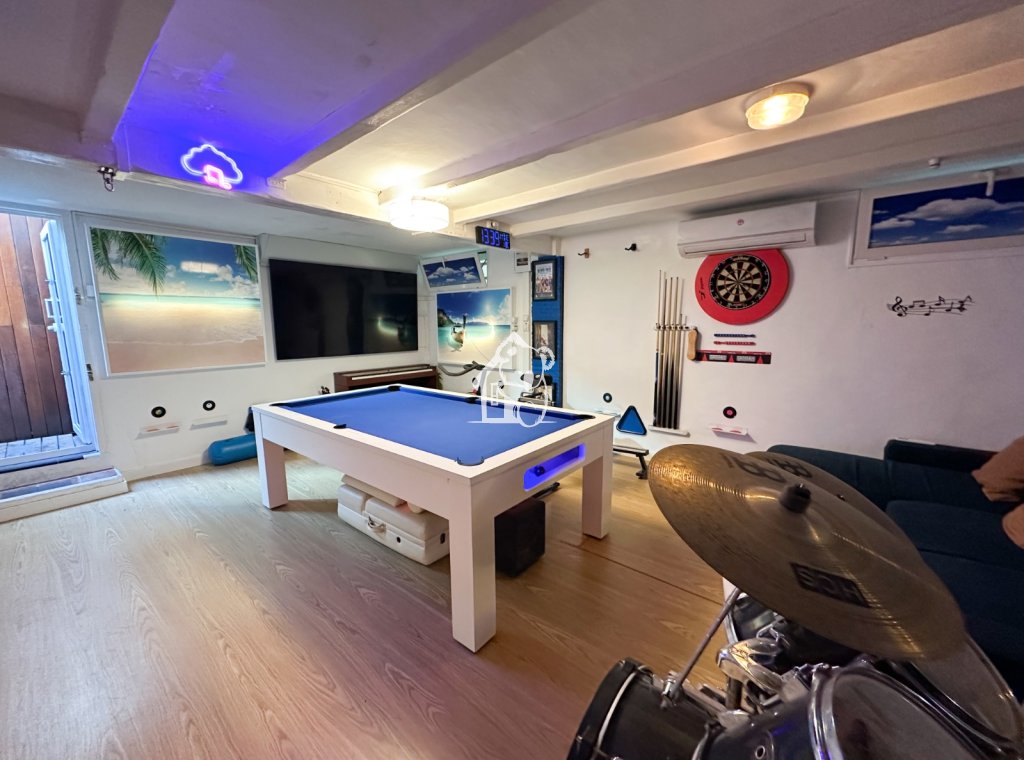 Resale - Villa - Orihuela Costa