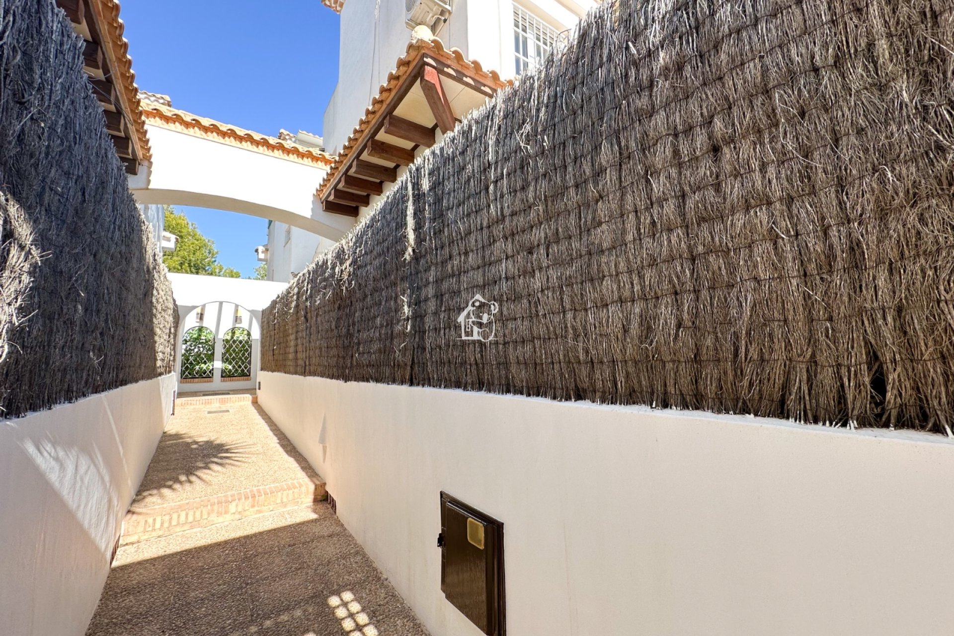 Resale - Villa - Orihuela Costa