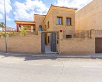 Resale - Villa - Orihuela