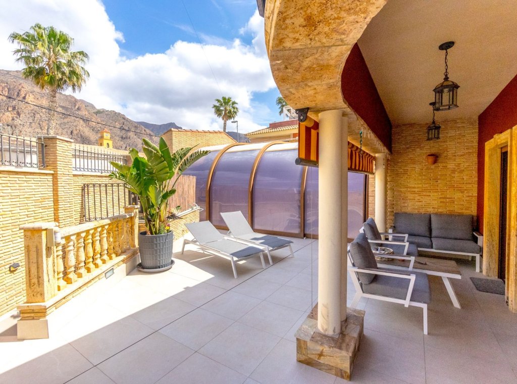 Resale - Villa - Orihuela
