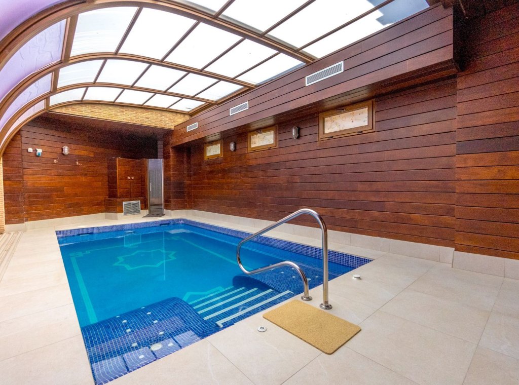 Resale - Villa - Orihuela