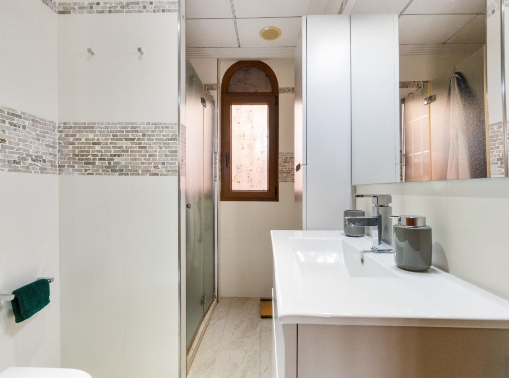 Resale - Villa - Orihuela