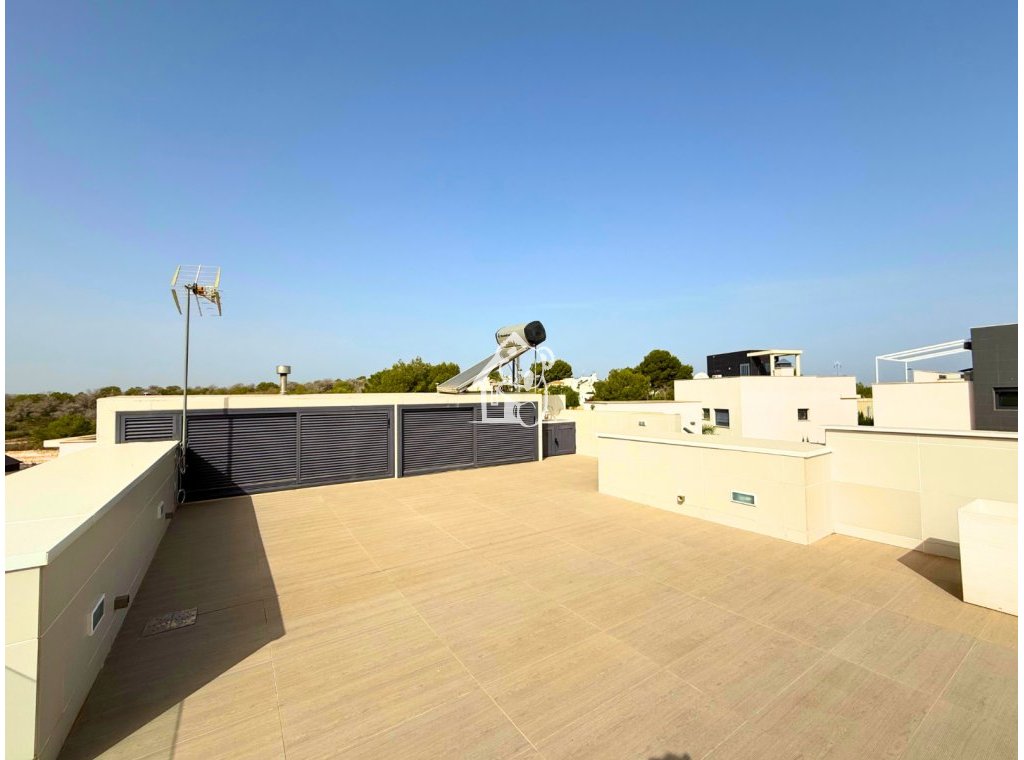 Resale - Villa - San Miguel de Salinas