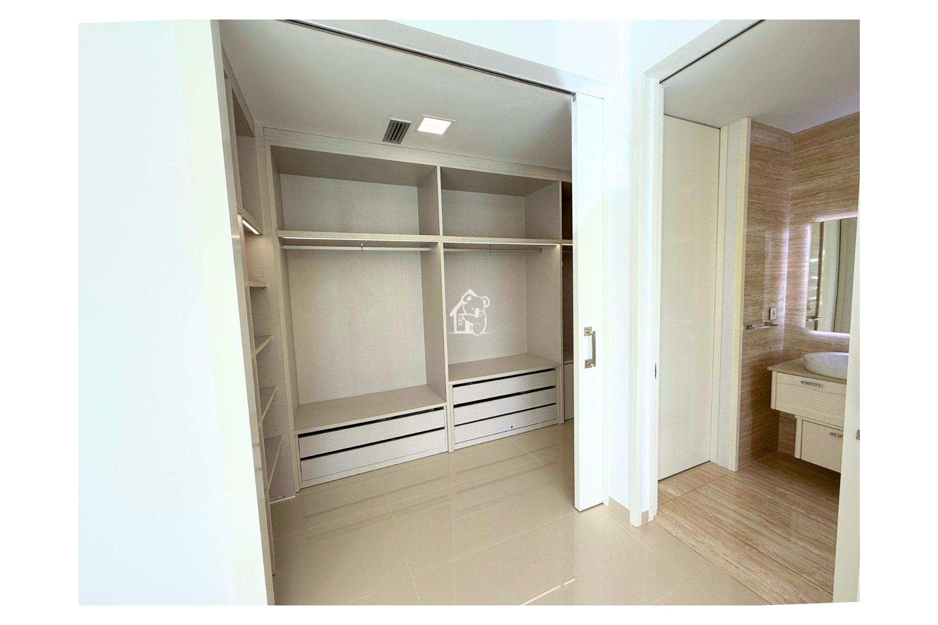 Resale - Villa - San Miguel de Salinas