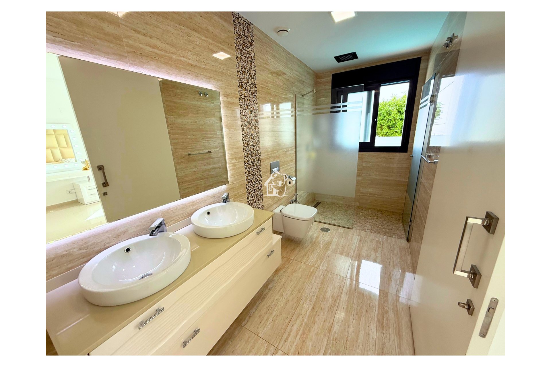 Resale - Villa - San Miguel de Salinas