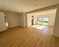 Resale - Villa - Torrevieja - Los Balcones - Los Altos del Edén