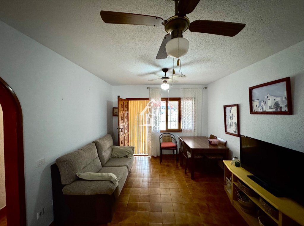 Resale - Villa - Torrevieja - Torrevieja Centro