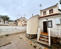 Resale - Villa - Torrevieja - Torrevieja Centro