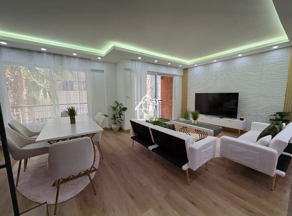 Revente - Appartement - Torrevieja - Centro
