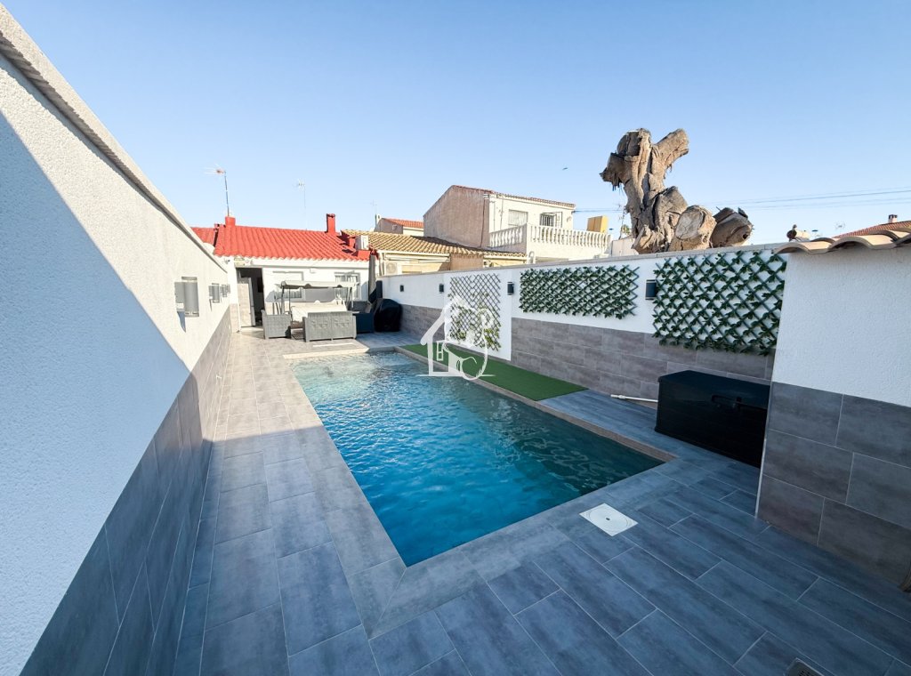 Revente - Maison de ville - Torrevieja - La Siesta - El Salado -  Torreta