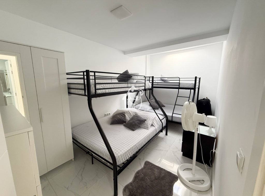 Revente - Maison de ville - Torrevieja - La Siesta - El Salado -  Torreta