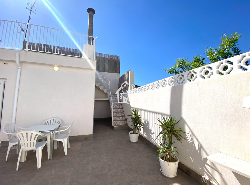 Revente - Maisons de ville - Arneva