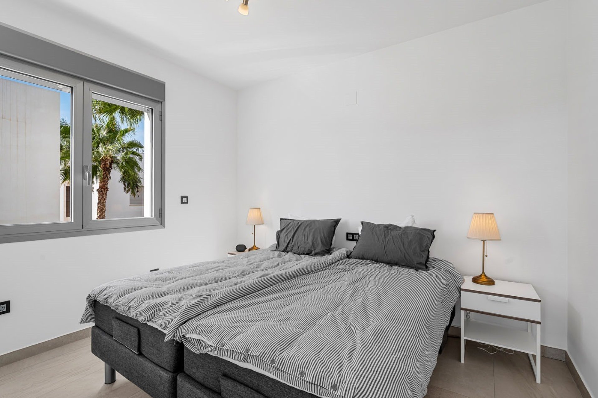 Revente - Villa - Guardamar del Segura - Guardamar Playa