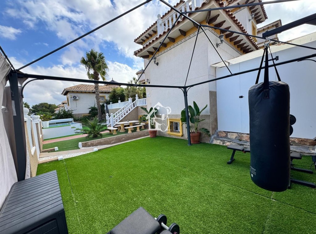Revente - Villa - Orihuela Costa - Villamartín