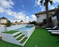 Revente - Villa - Orihuela Costa - Villamartín