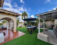 Revente - Villa - Orihuela Costa - Villamartín