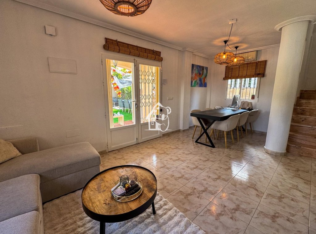 Revente - Villa - Orihuela Costa - Villamartín